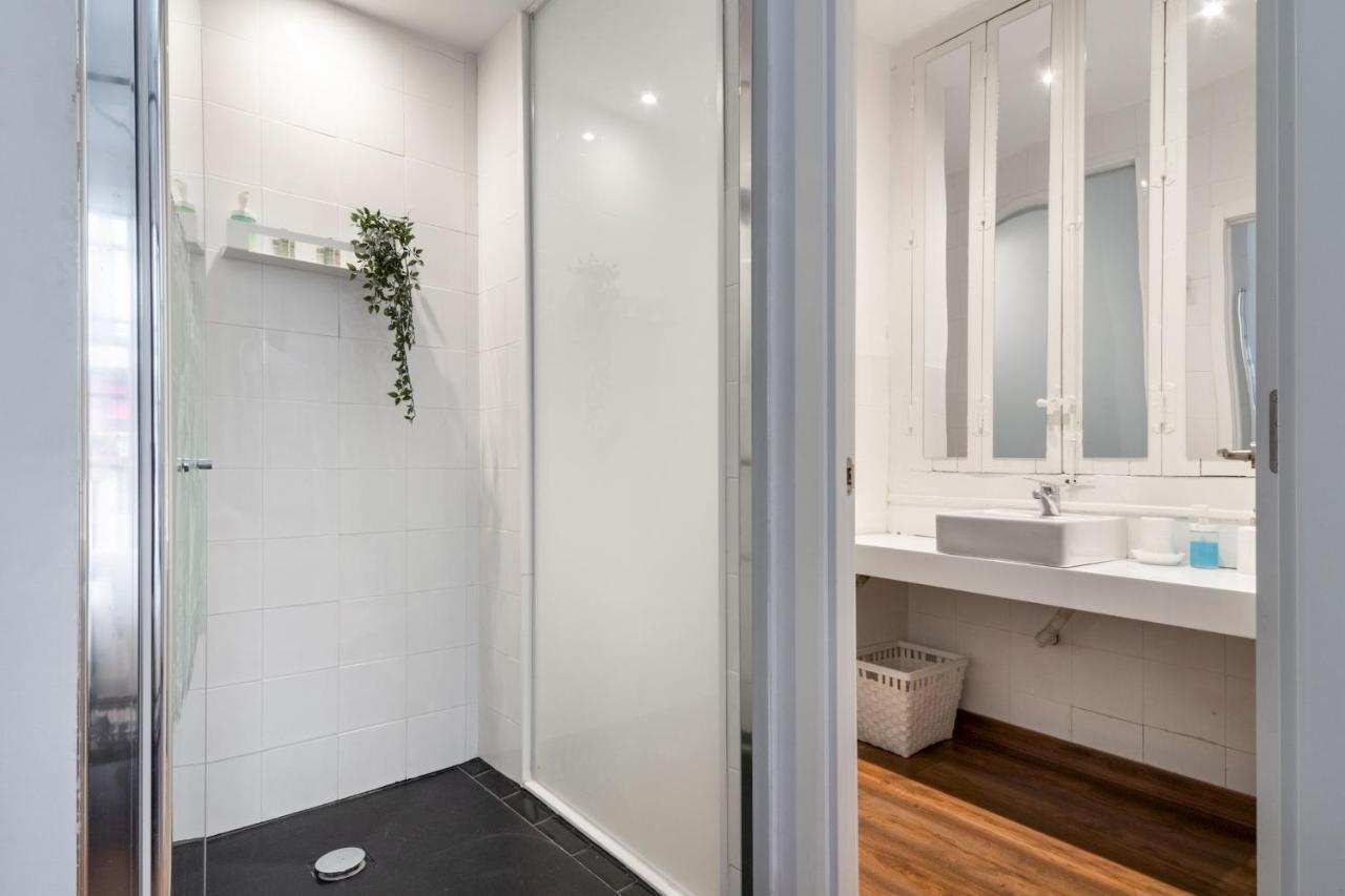 2 Bedrooms 2 Bathrooms Furnished - Malasana - Bright Stylish - Mintystay Madrid Buitenkant foto