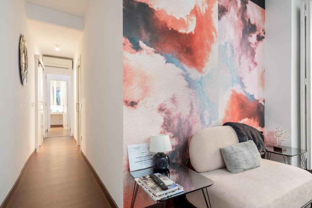 2 Bedrooms 2 Bathrooms Furnished - Malasana - Bright Stylish - Mintystay Madrid Buitenkant foto