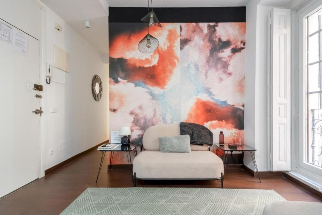 2 Bedrooms 2 Bathrooms Furnished - Malasana - Bright Stylish - Mintystay Madrid Buitenkant foto